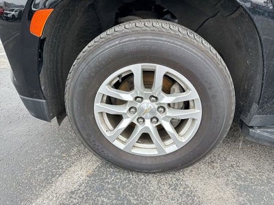 2023 Chevrolet Suburban LT