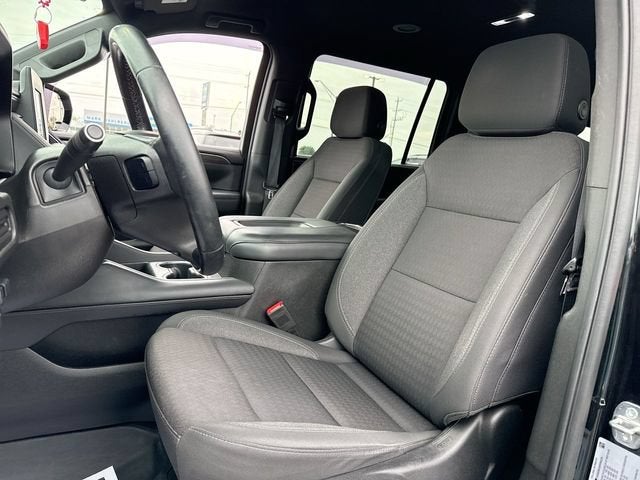 2023 Chevrolet Suburban LS