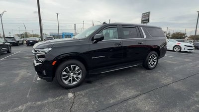 2023 Chevrolet Suburban LS