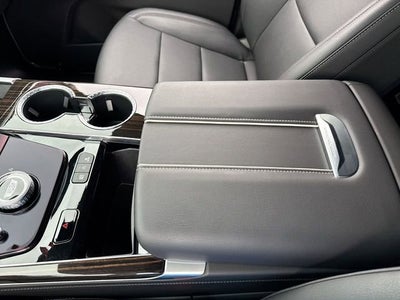 2025 Cadillac Escalade Luxury