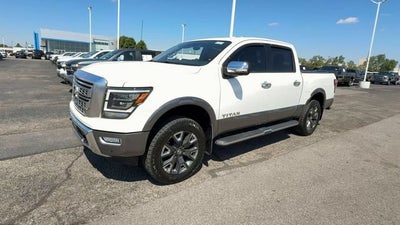 2021 Nissan TITAN Crew Cab Platinum Reserve 4x4