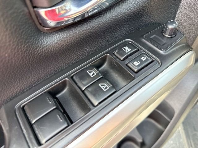 2017 Nissan Titan XD SV