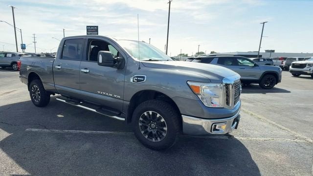 2017 Nissan Titan XD SV