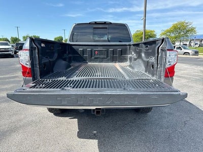 2017 Nissan Titan XD SV