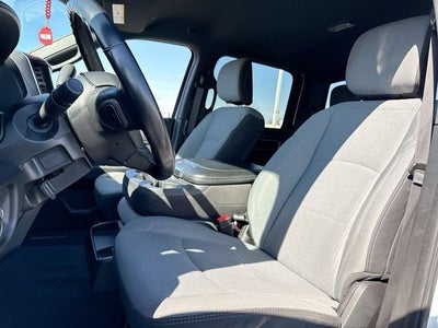 2024 RAM 3500 Big Horn Crew Cab 4x4 8' Box