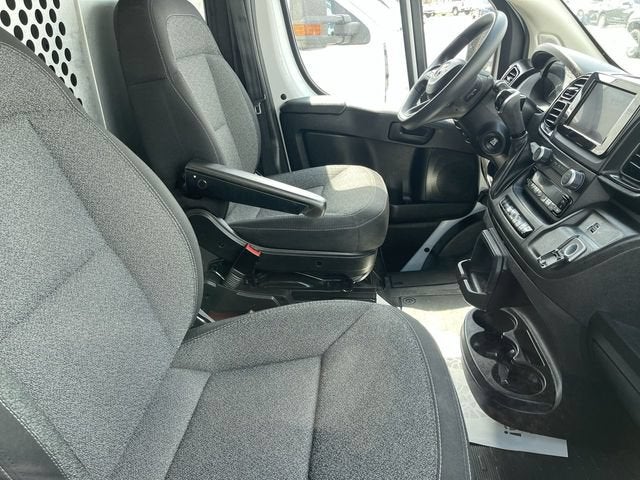 2025 RAM ProMaster 2500 Cargo Van Tradesman High Roof 136" WB w/Pass Seat