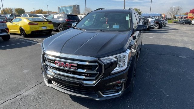 2023 GMC Terrain AT4