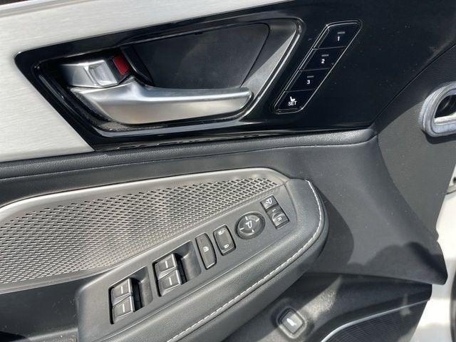 2023 Acura MDX w/Technology Package