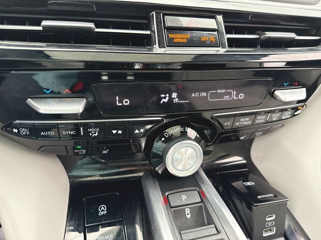 2023 Acura MDX w/Technology Package