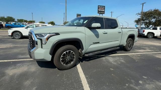2024 Toyota Tundra 4WD SR5