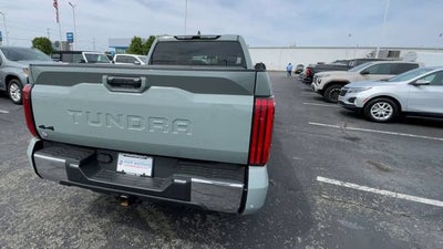 2024 Toyota Tundra 4WD SR5