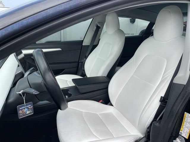 2022 Tesla Model 3 Rear-Wheel Drive