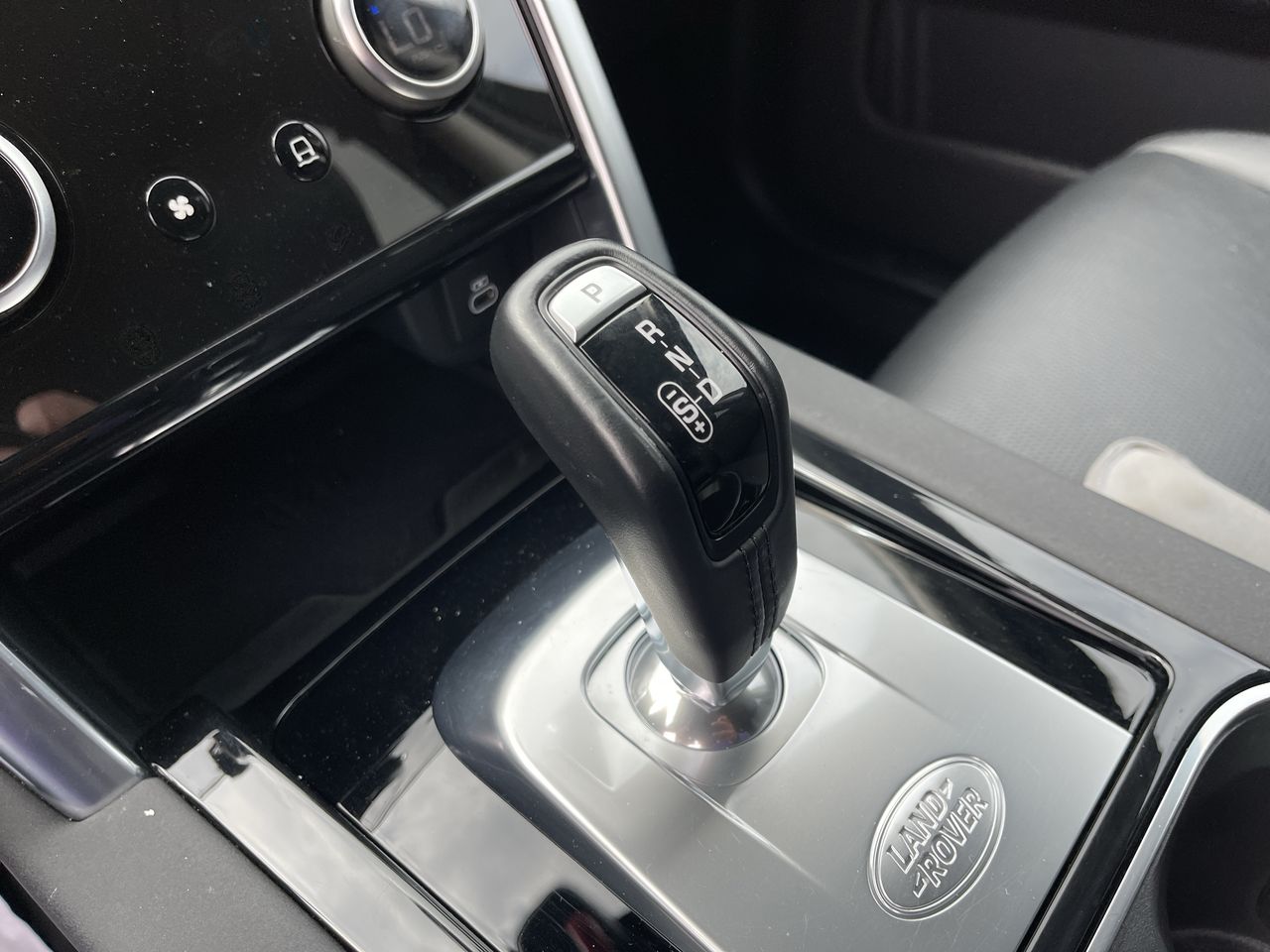 2023 Land Rover Discovery Sport S