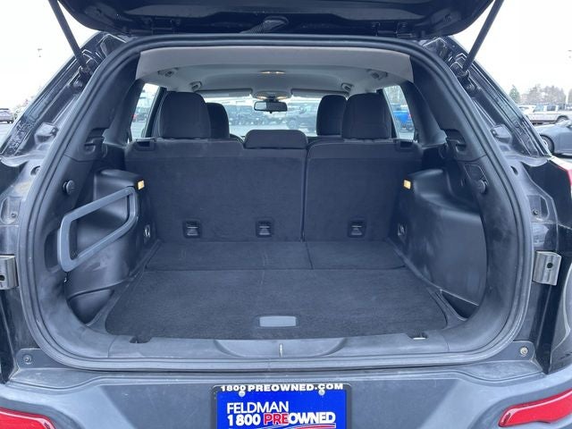 2016 Jeep Cherokee Sport