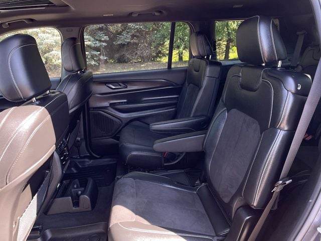 2024 Jeep Grand Cherokee L Altitude X 4x4