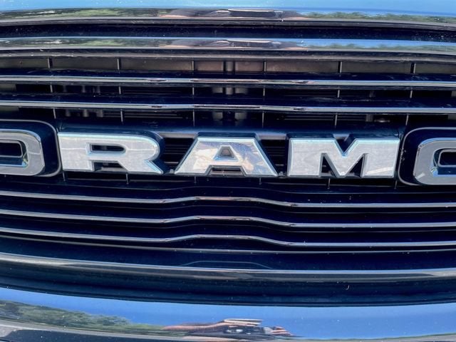 2020 RAM 1500 Big Horn Crew Cab 4x4 5'7" Box