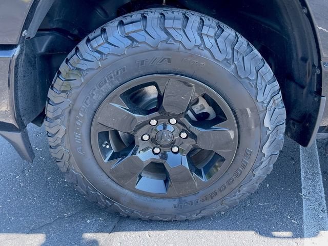 2020 RAM 1500 Big Horn Crew Cab 4x4 5'7" Box