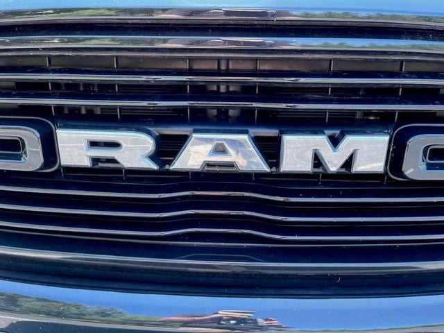 2020 RAM 1500 Big Horn Crew Cab 4x4 5'7" Box