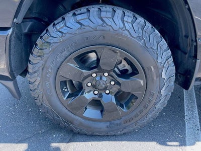 2020 RAM 1500 Big Horn Crew Cab 4x4 5'7" Box