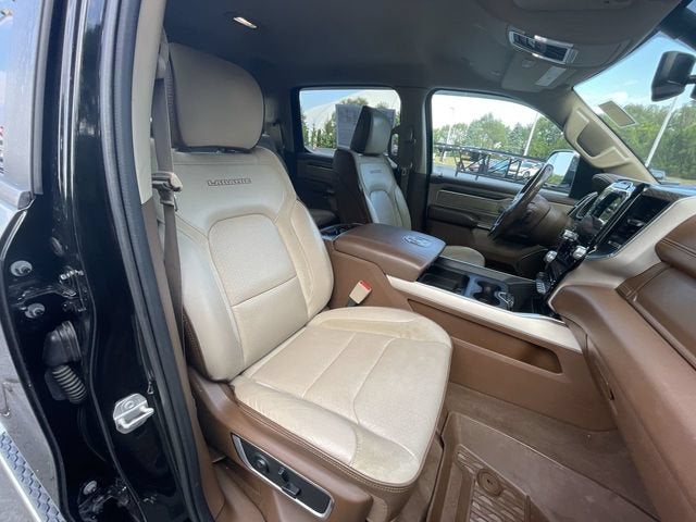 2019 RAM 1500 Laramie Crew Cab 4x4 5'7" Box