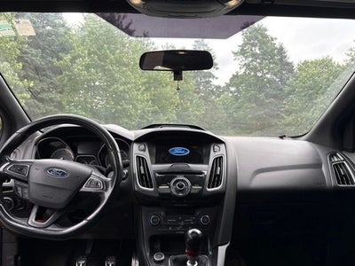 2017 Ford Focus ST