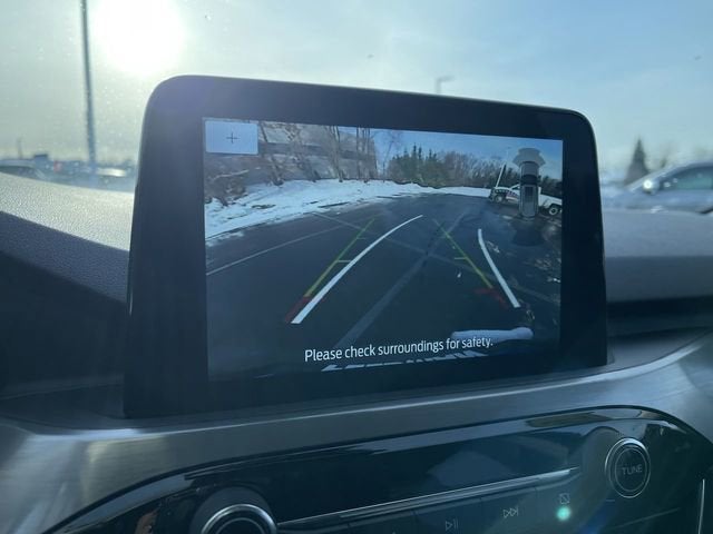 2022 Ford Escape Titanium Hybrid