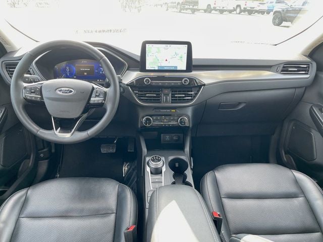 2022 Ford Escape Titanium Hybrid