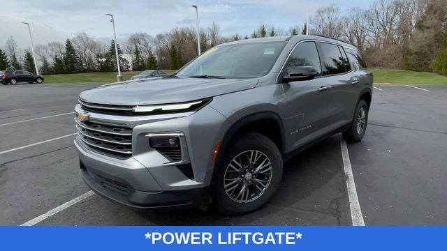2024 Chevrolet Traverse LT