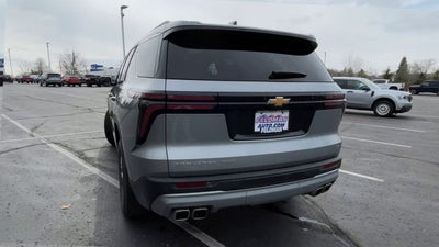2024 Chevrolet Traverse LT