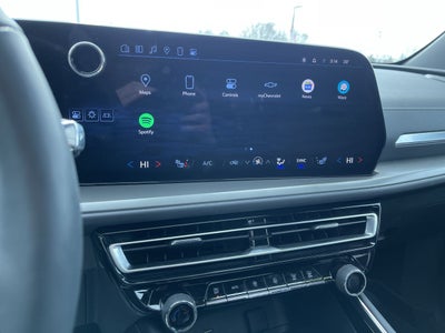 2024 Chevrolet Traverse LT