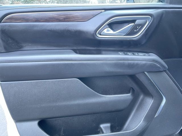 2023 Chevrolet Suburban LS