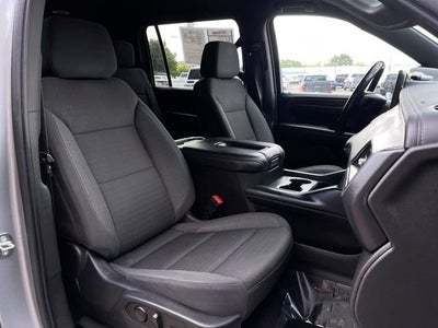 2023 Chevrolet Suburban LS