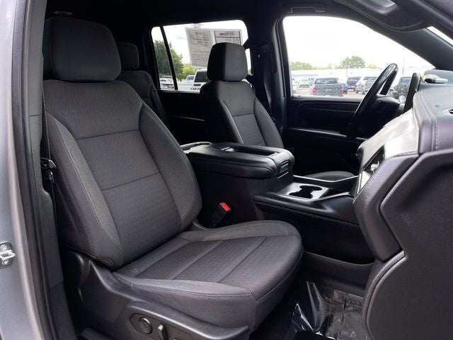 2023 Chevrolet Suburban LS