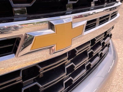 2023 Chevrolet Suburban LS