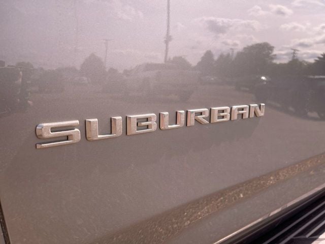 2023 Chevrolet Suburban LS