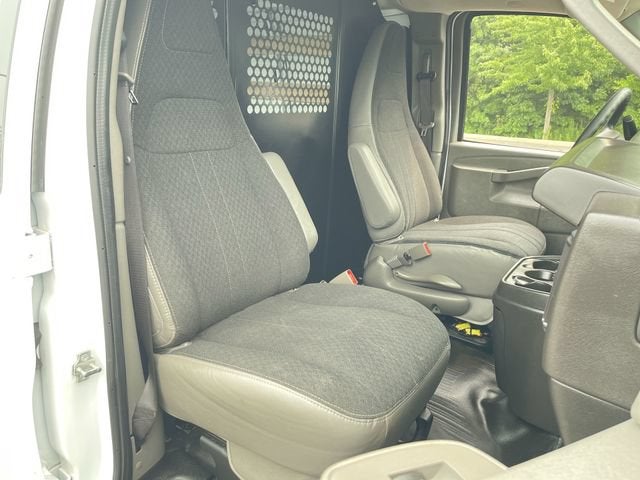 2024 GMC Savana Cargo 2500 Work Van