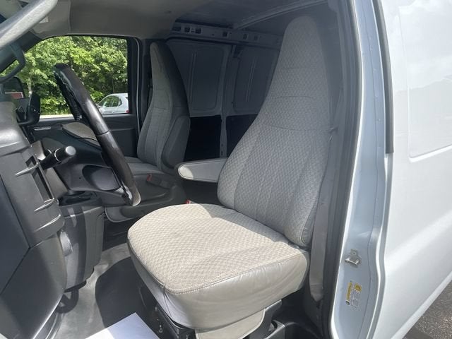 2023 GMC Savana Cargo 3500 Work Van