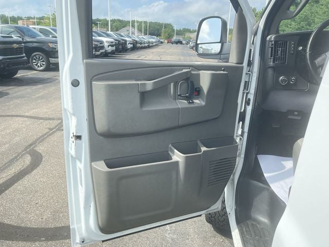 2023 GMC Savana Cargo 3500 Work Van