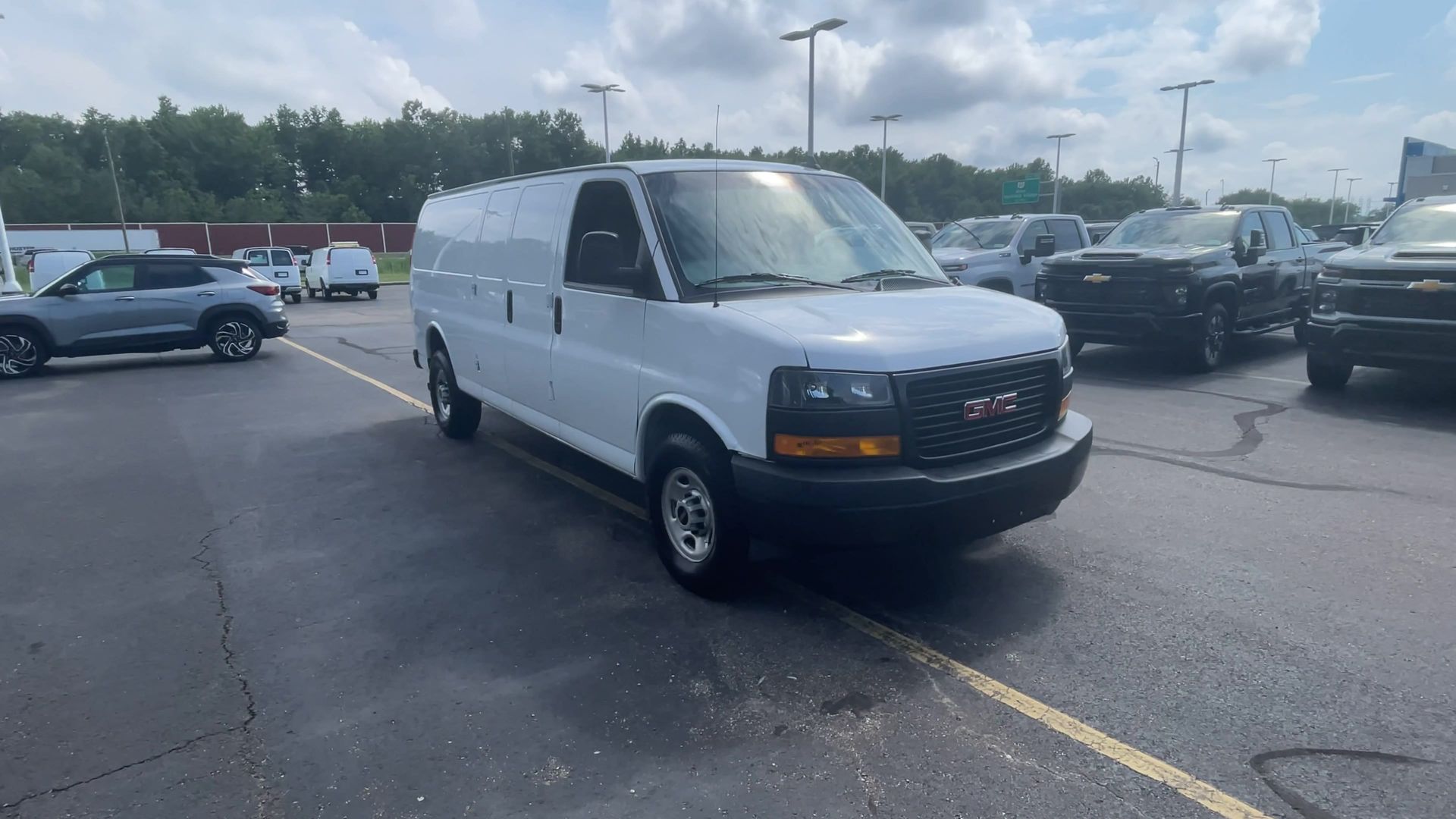 2023 GMC Savana Cargo 3500 Work Van