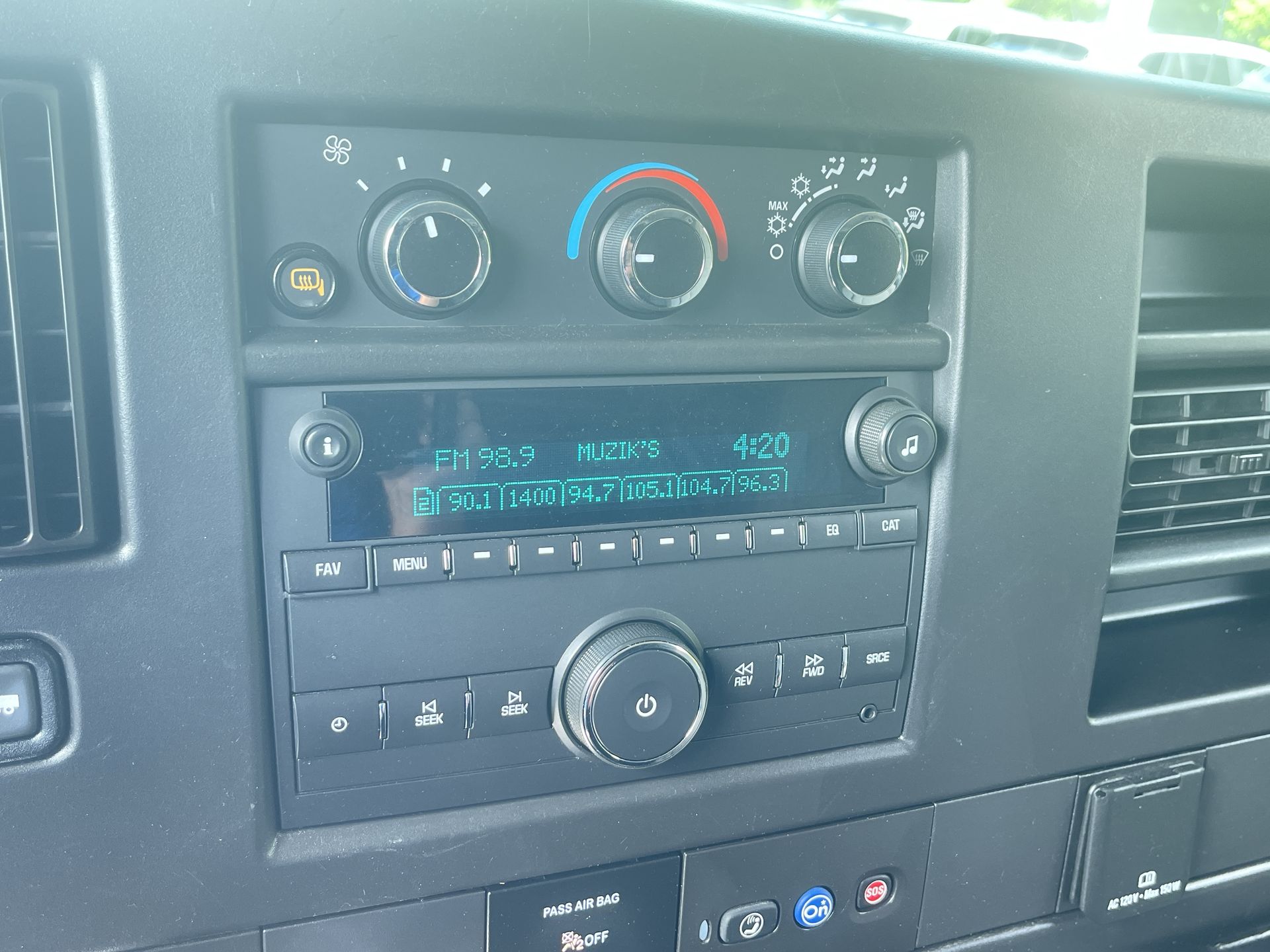 2023 GMC Savana Cargo 3500 Work Van