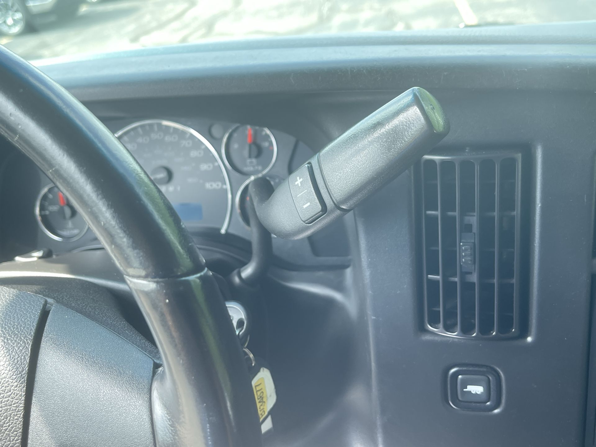 2023 GMC Savana Cargo 3500 Work Van