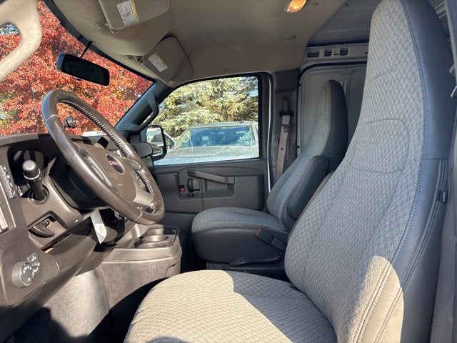 2023 GMC Savana Cargo 3500 1WT