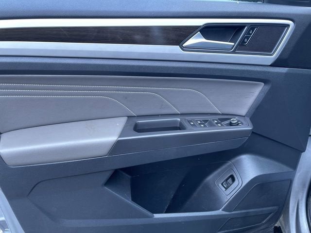 2022 Volkswagen Atlas 2.0T SE w/Technology