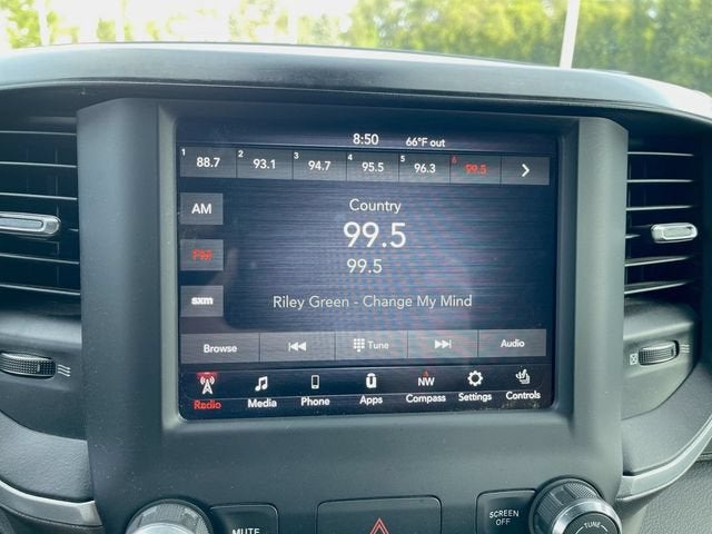 2019 RAM 2500 Big Horn Crew Cab 4x4 8' Box