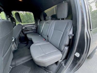 2019 RAM 2500 Big Horn Crew Cab 4x4 8' Box