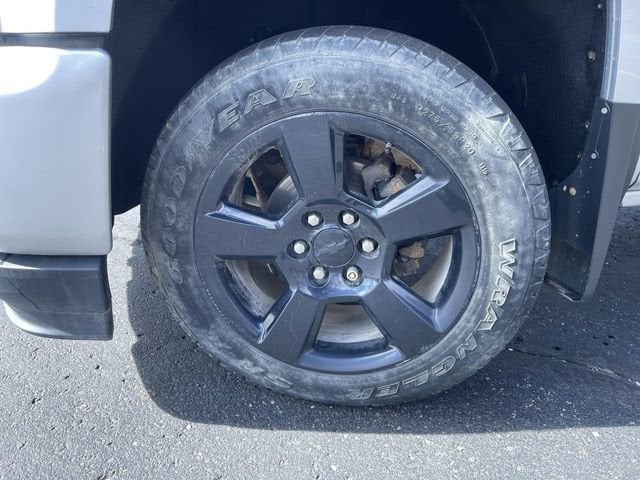 2018 Chevrolet Silverado 1500 Custom