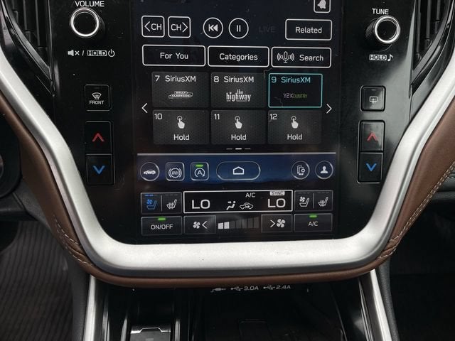 2025 Subaru Outback Touring XT