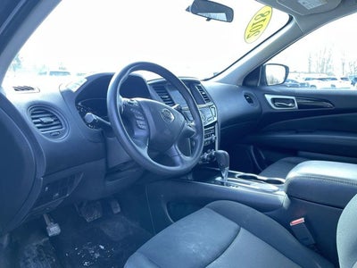 2018 Nissan Pathfinder S