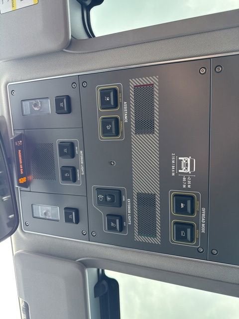 2024 INEOS Grenadier Fieldmaster Edition