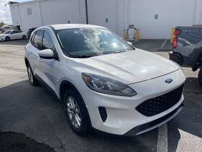 2020 Ford Escape SE